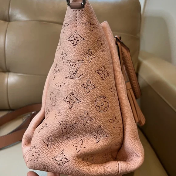 Sold x Louis Vuitton Haumea handbag - Picture 9 of 15